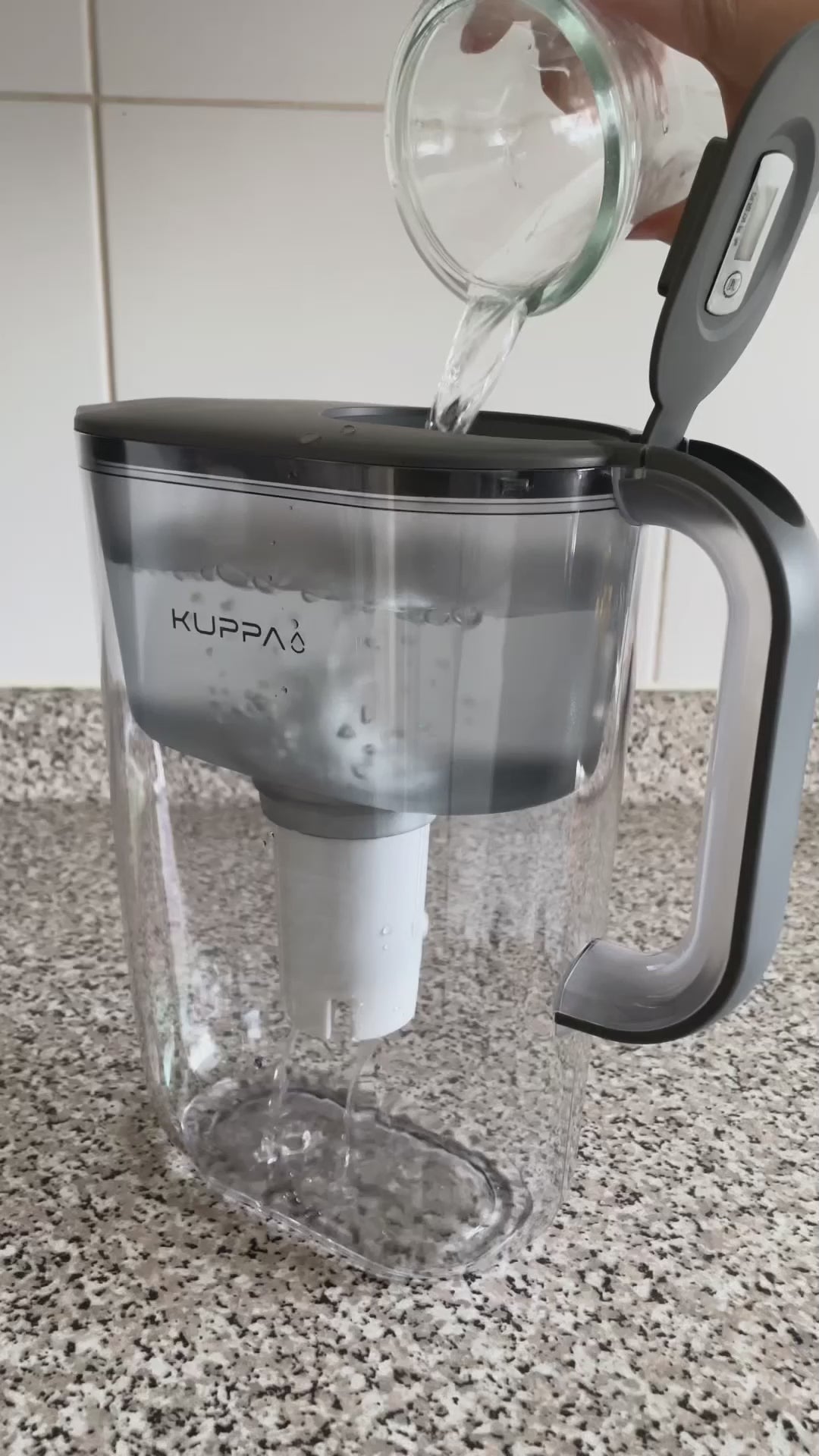 Jarro Agua Gris 2.5 L Kuppa 1 un