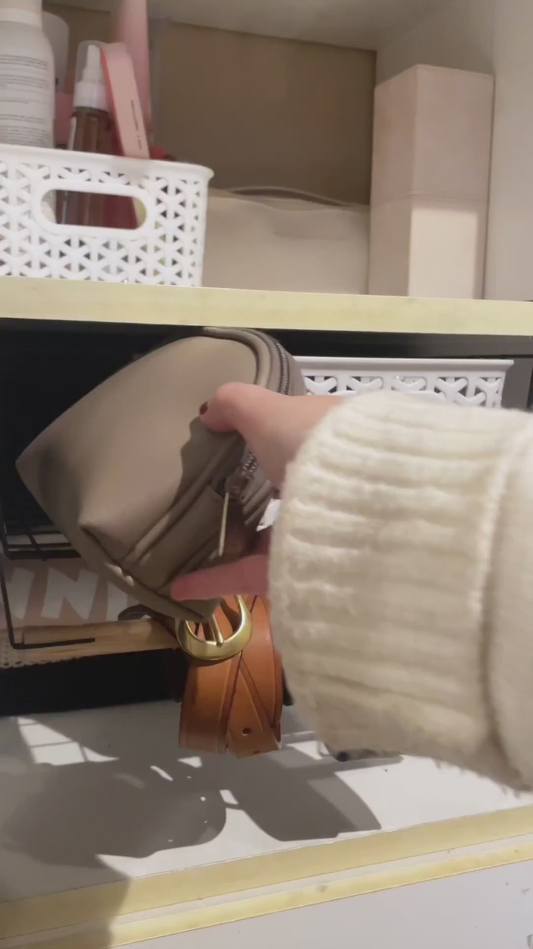 Canasto para Repisa Home Logics 1 un