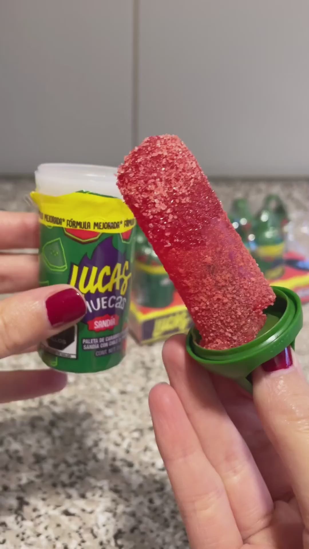 Chupete de Caramelo Sandía Lucas Muecas 10 un x 24 g